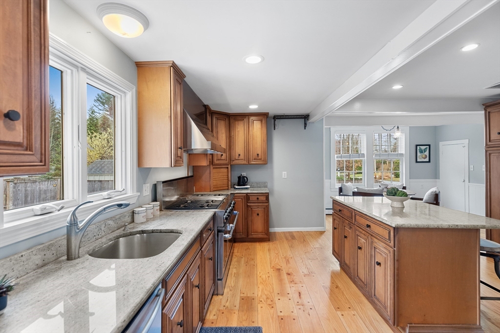 6 Freemont Street Lexington, MA 02421 - Photo 8 of 36