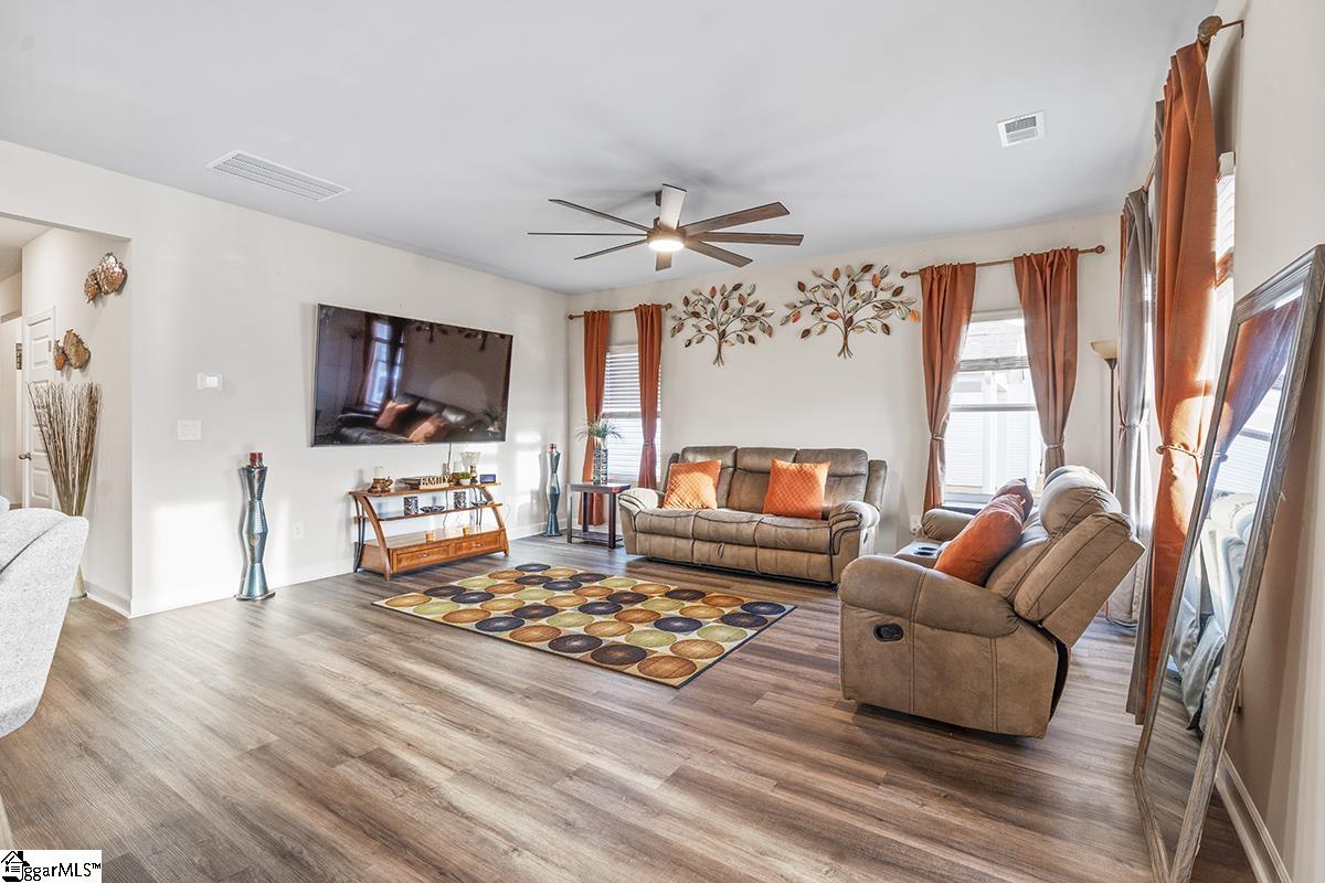 130 Firehole Road Gray Court, SC 29645 - Photo 4 of 16