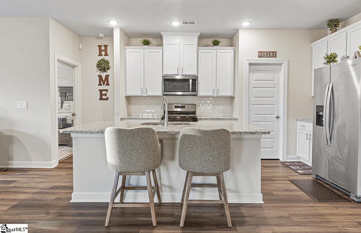 130 Firehole Road Gray Court, SC 29645 - Photo 6 of 16