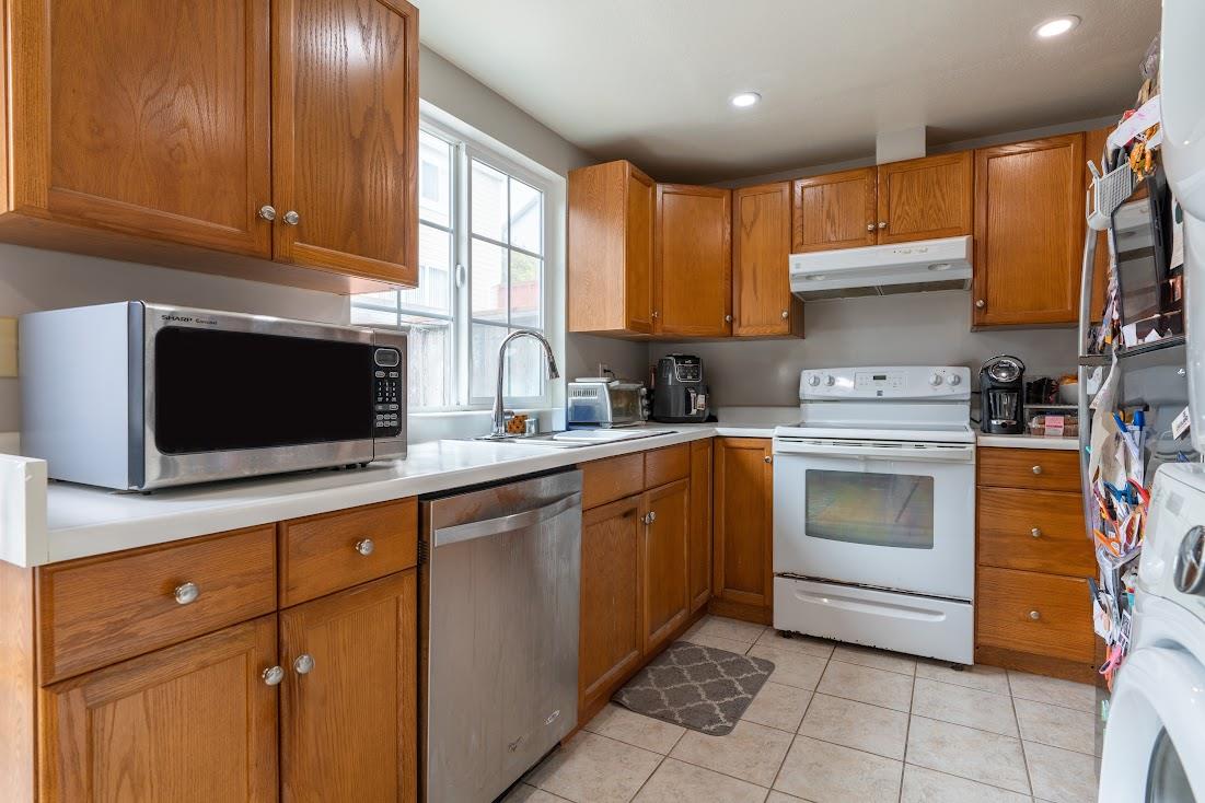 205 Clifton Road Pacifica, CA 94044 - Photo 10 of 15 Gallery Image 10