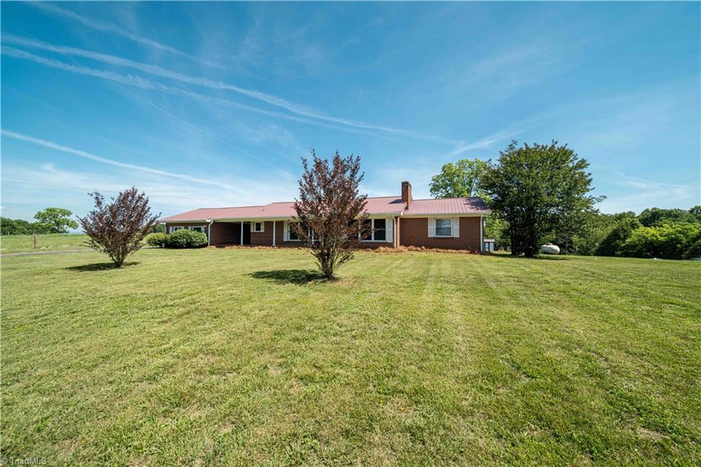 5800 Bethel Road Jonesville, NC 28642 - Photo 35 of 36