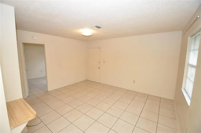 $995 | 125 Denton Avenue, Auburndale, FL 33823