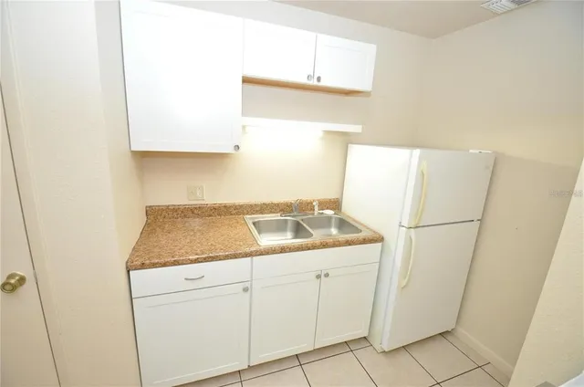 $995 | 125 Denton Avenue, Auburndale, FL 33823