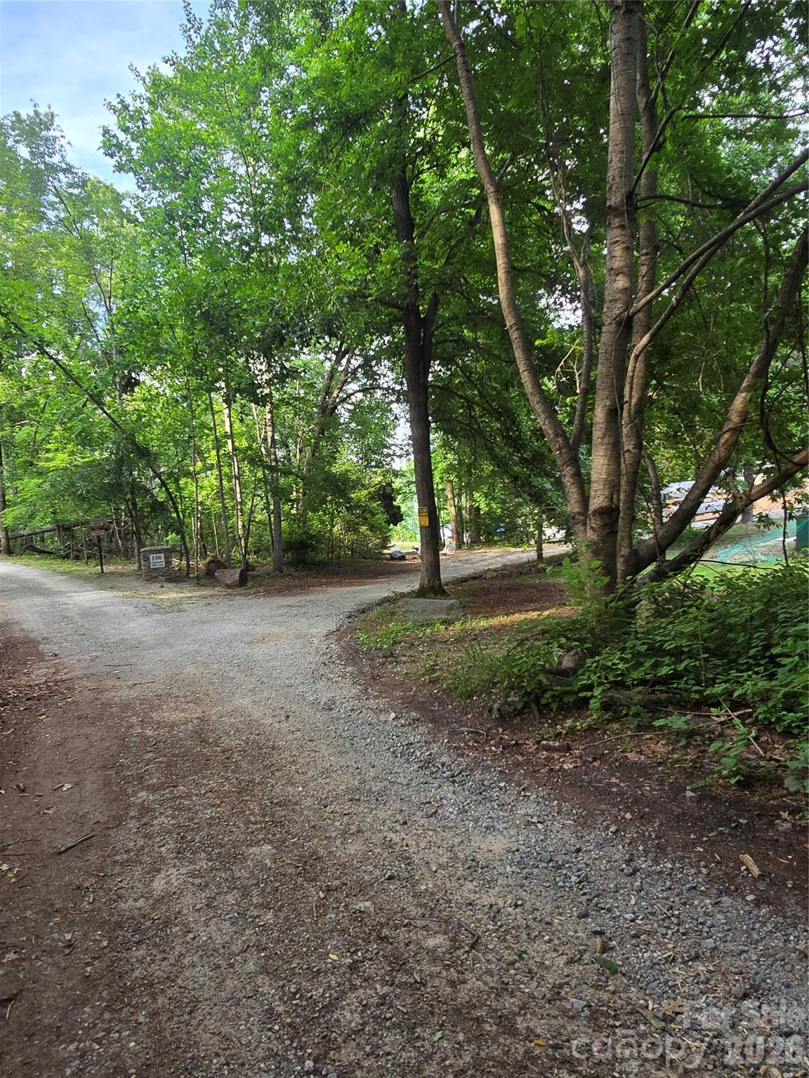 1480 Davis Mountain Road Hendersonville, NC 28739 - Photo 17 of 37