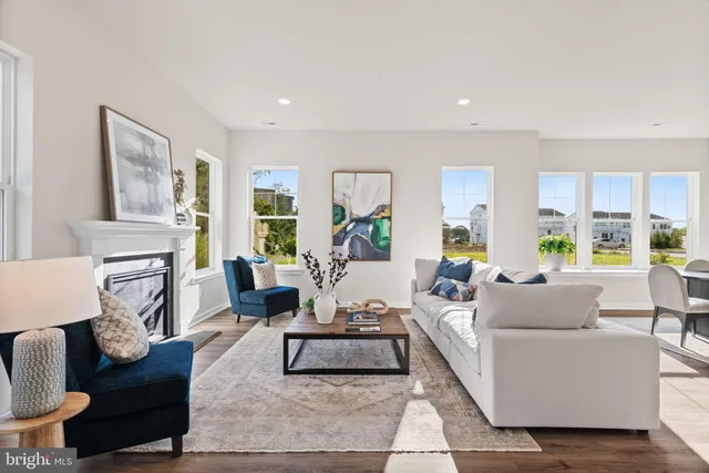 $829,000 | 105 River Trail Circle, Unit 3, King of Prussia, PA 19406