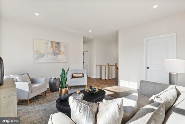 $829,000 | 105 River Trail Circle, Unit 3, King of Prussia, PA 19406