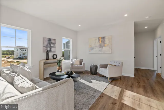 $829,000 | 105 River Trail Circle, Unit 3, King of Prussia, PA 19406