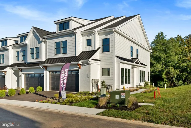 $829,000 | 105 River Trail Circle, Unit 3, King of Prussia, PA 19406