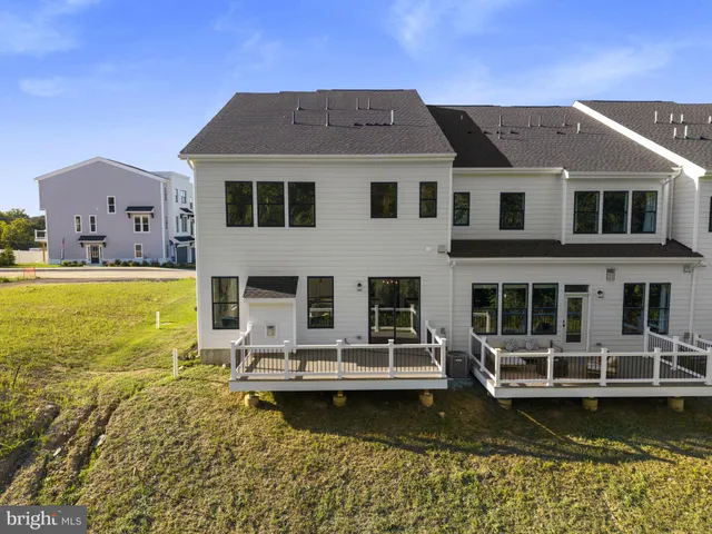 $829,000 | 105 River Trail Circle, Unit 3, King of Prussia, PA 19406