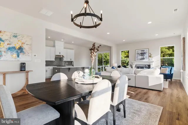 $829,000 | 105 River Trail Circle, Unit 3, King of Prussia, PA 19406