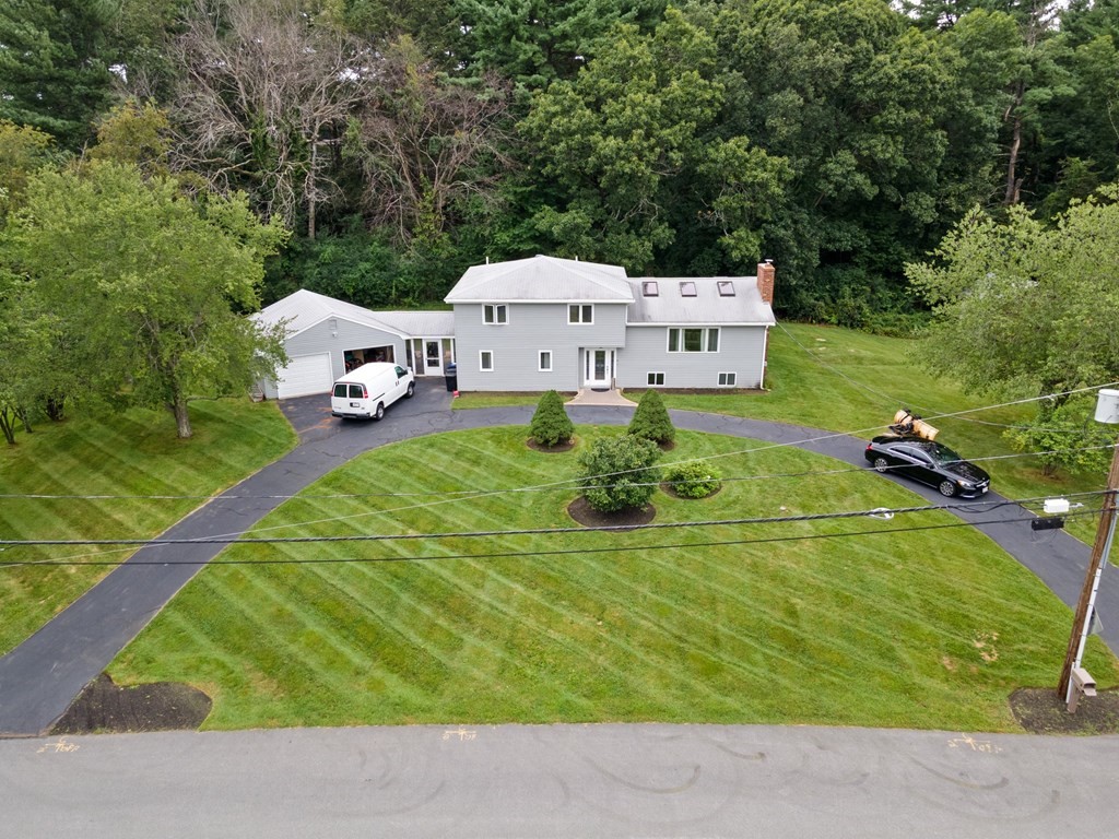 8 Silvermine Road Boxford, MA 01921 - Photo 1 of 42 Gallery Image 1