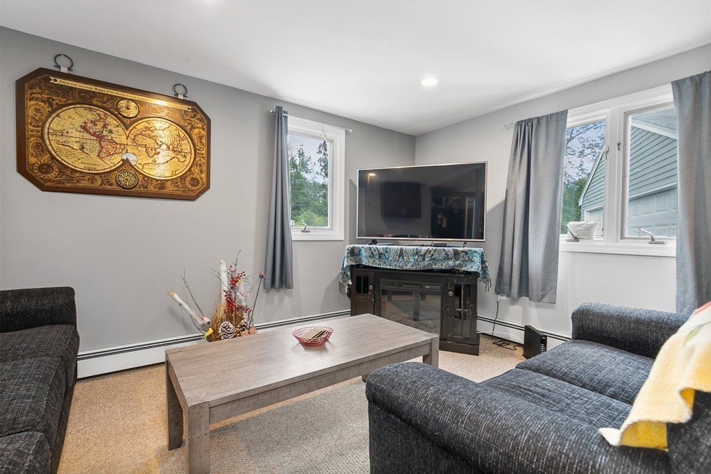 8 Silvermine Road Boxford, MA 01921 - Photo 31 of 42 Gallery Image 31
