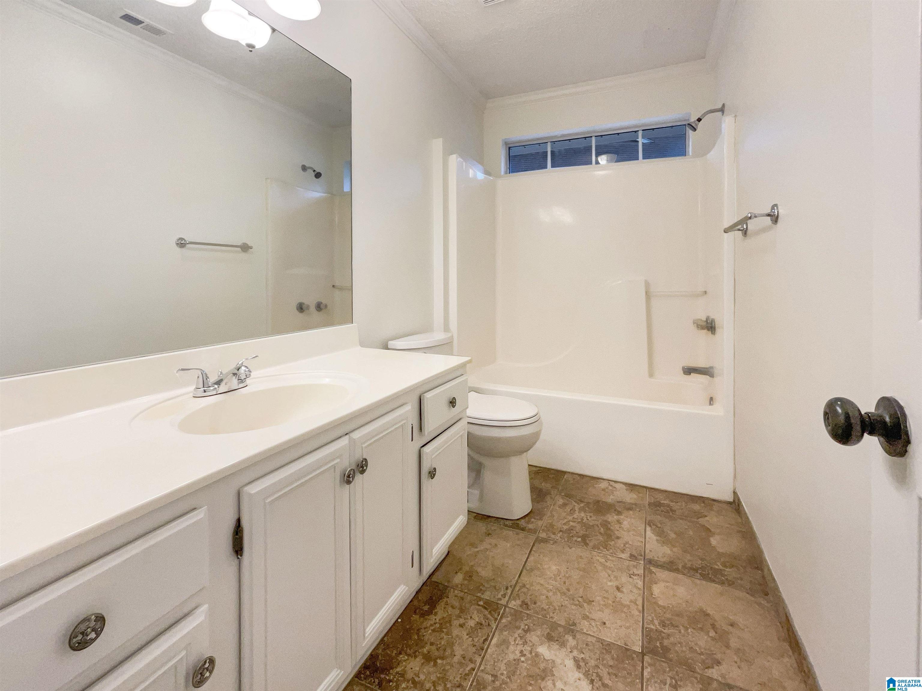 1615 Oliver Road Leeds, AL 35094 - Photo 5 of 18