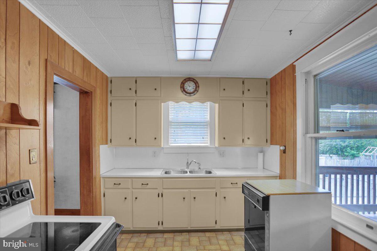1347 Fritztown Road Reinholds, PA 17569 - Photo 25 of 35 Gallery Image 25