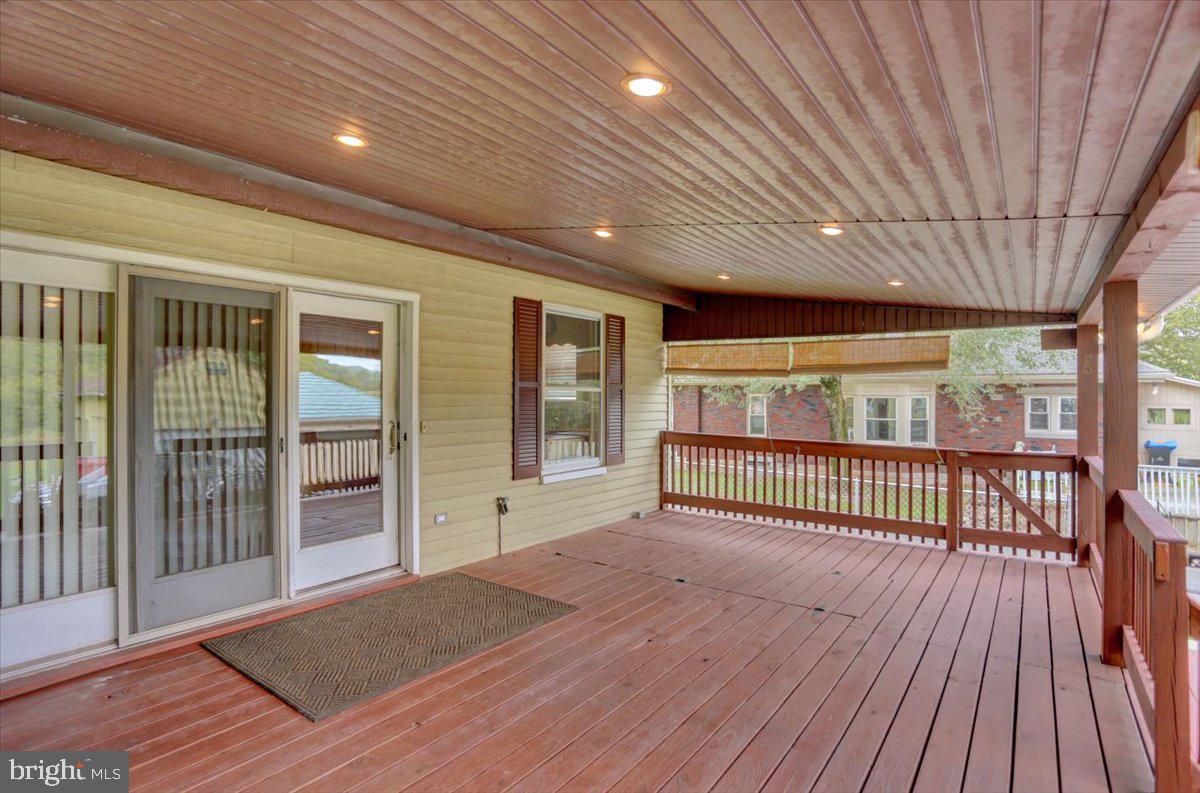 1347 Fritztown Road Reinholds, PA 17569 - Photo 6 of 35 Gallery Image 6