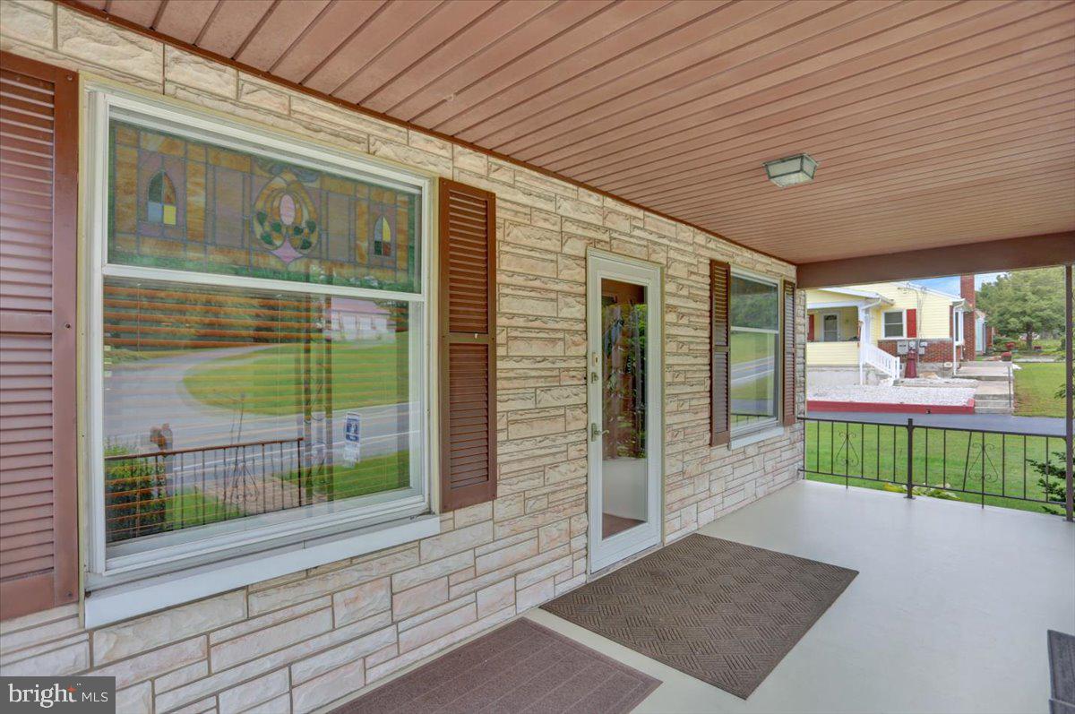 1347 Fritztown Road Reinholds, PA 17569 - Photo 7 of 35 Gallery Image 7