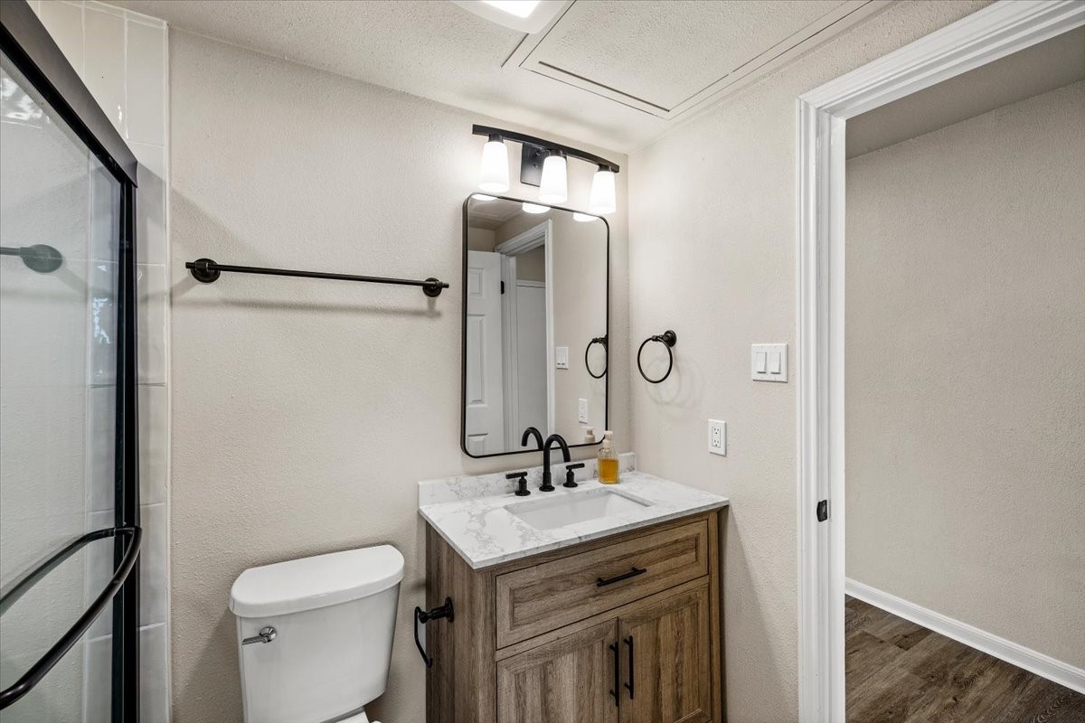154 April Point Drive South Conroe, TX 77356 - Photo 5 of 23