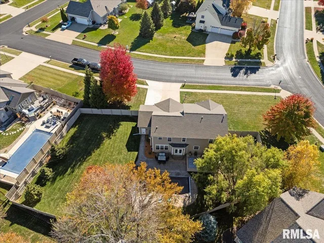 $475,000 | 1525 Ash Street, Washington, IL 61571