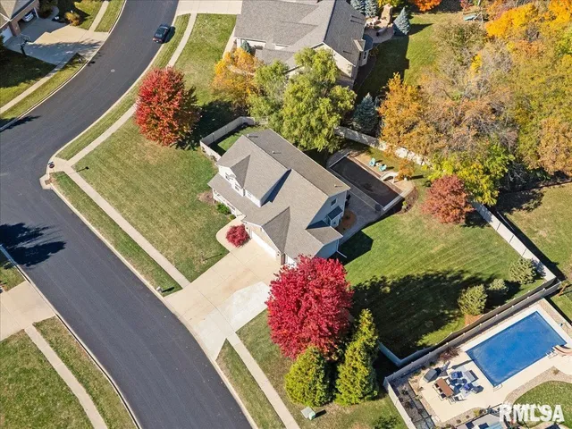 $475,000 | 1525 Ash Street, Washington, IL 61571