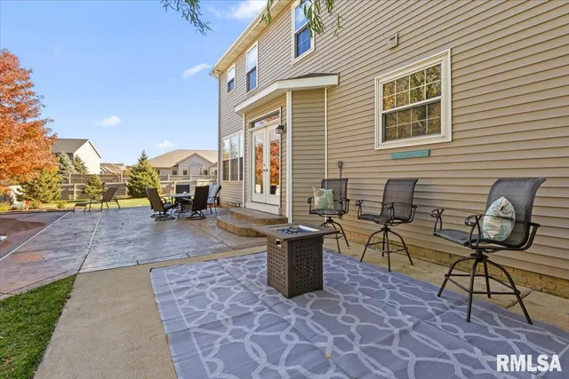 $475,000 | 1525 Ash Street, Washington, IL 61571