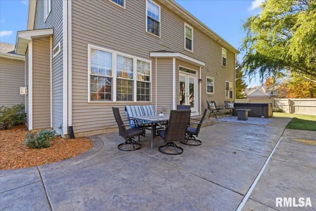 $475,000 | 1525 Ash Street, Washington, IL 61571