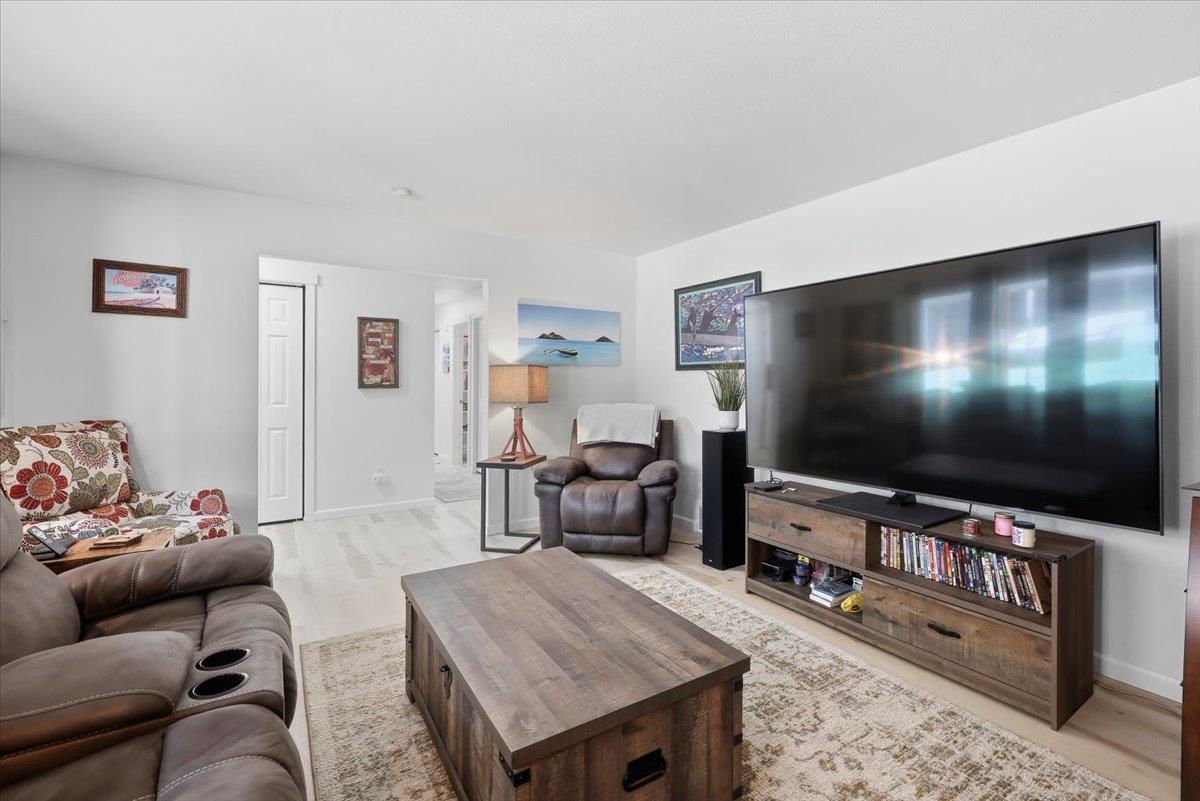 1061 Roberts Road Newport, WA 99156 - Photo 7 of 38 Gallery Image 7