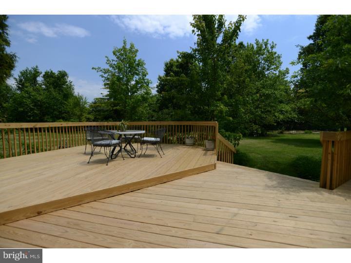 16 Indian Run Road Princeton Junction, NJ 08550 - Photo 24 of 25 Deck