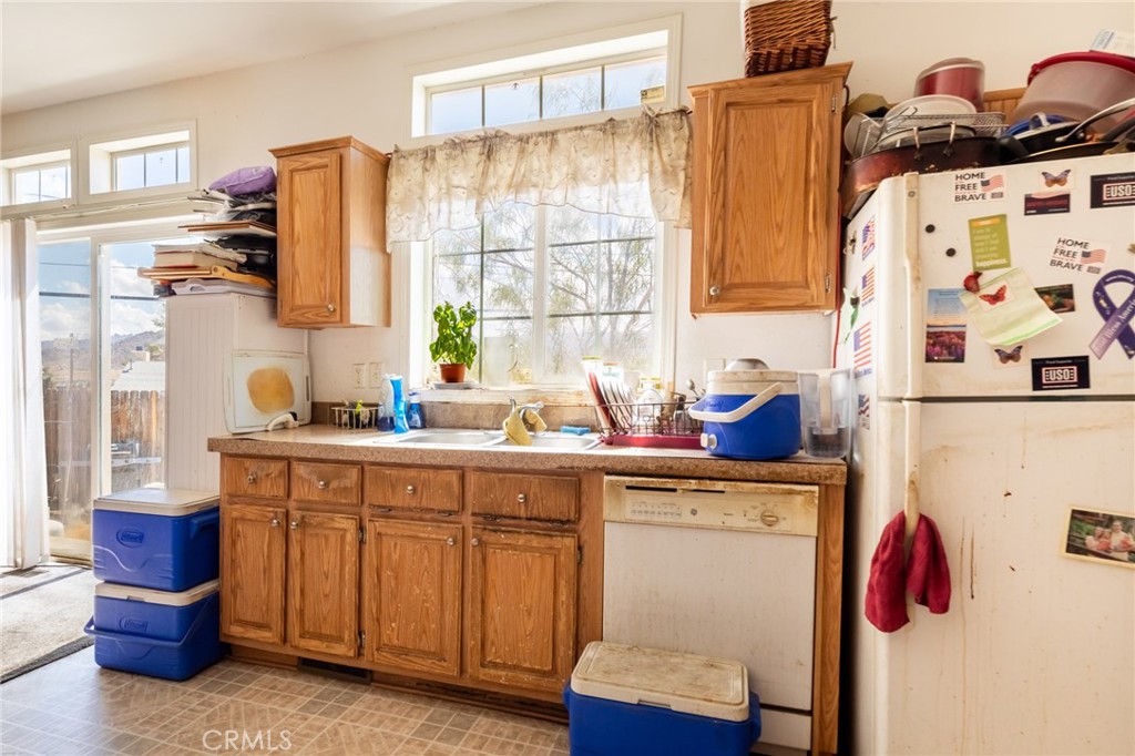 61775 Terrace Joshua Tree, CA 92252 - Photo 5 of 14 Gallery Image 5