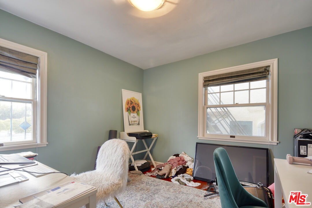 453 Rialto Avenue Venice, CA 90291 - Photo 19 of 34