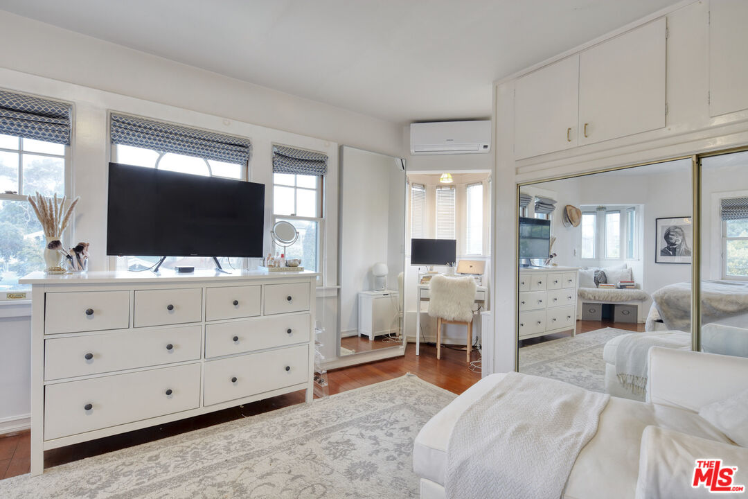 453 Rialto Avenue Venice, CA 90291 - Photo 23 of 34