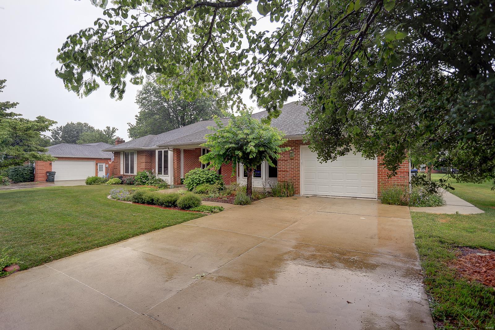 312 Hartmann Street Waterloo, IL 62298 - Photo 26 of 33 Gallery Image 26