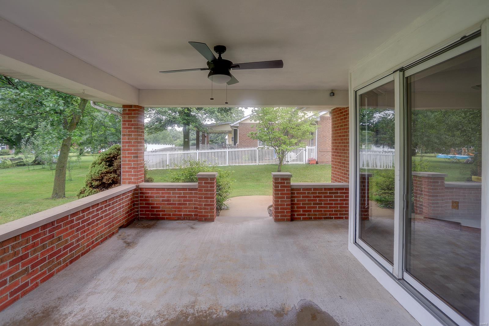 312 Hartmann Street Waterloo, IL 62298 - Photo 28 of 33 Gallery Image 28