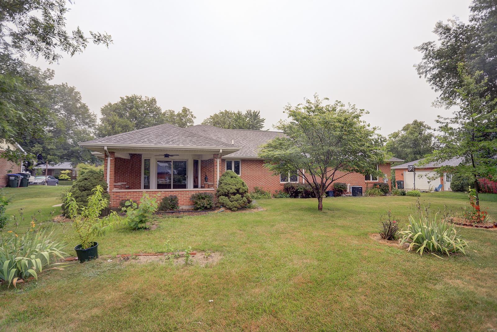 312 Hartmann Street Waterloo, IL 62298 - Photo 30 of 33 Gallery Image 30