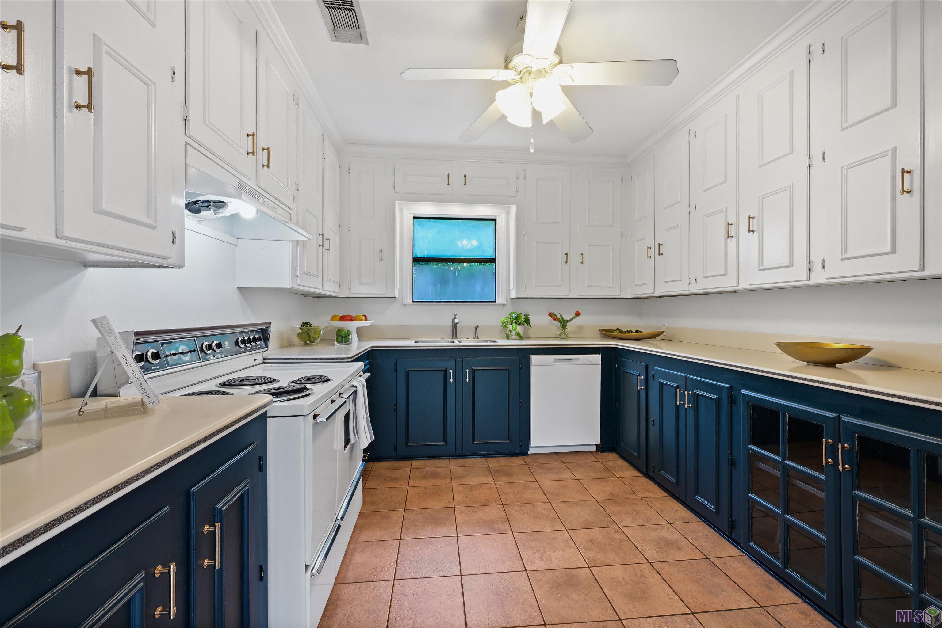 4408 Capital Heights Avenue Baton Rouge, LA 70806 - Photo 2 of 12