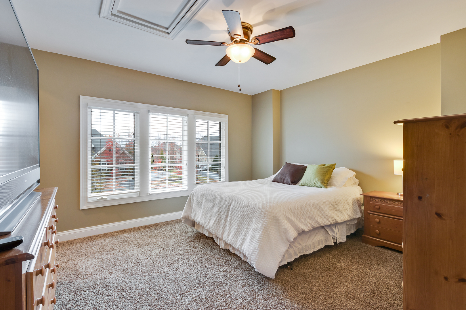 3N943 Walt Whitman Road St. Charles, IL 60175 - Photo 20 of 36
