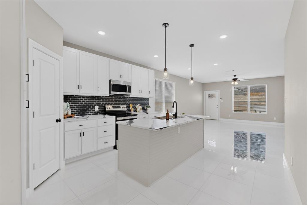 6027 Plum Dale Road Dallas, TX 75241 - Photo 4 of 33