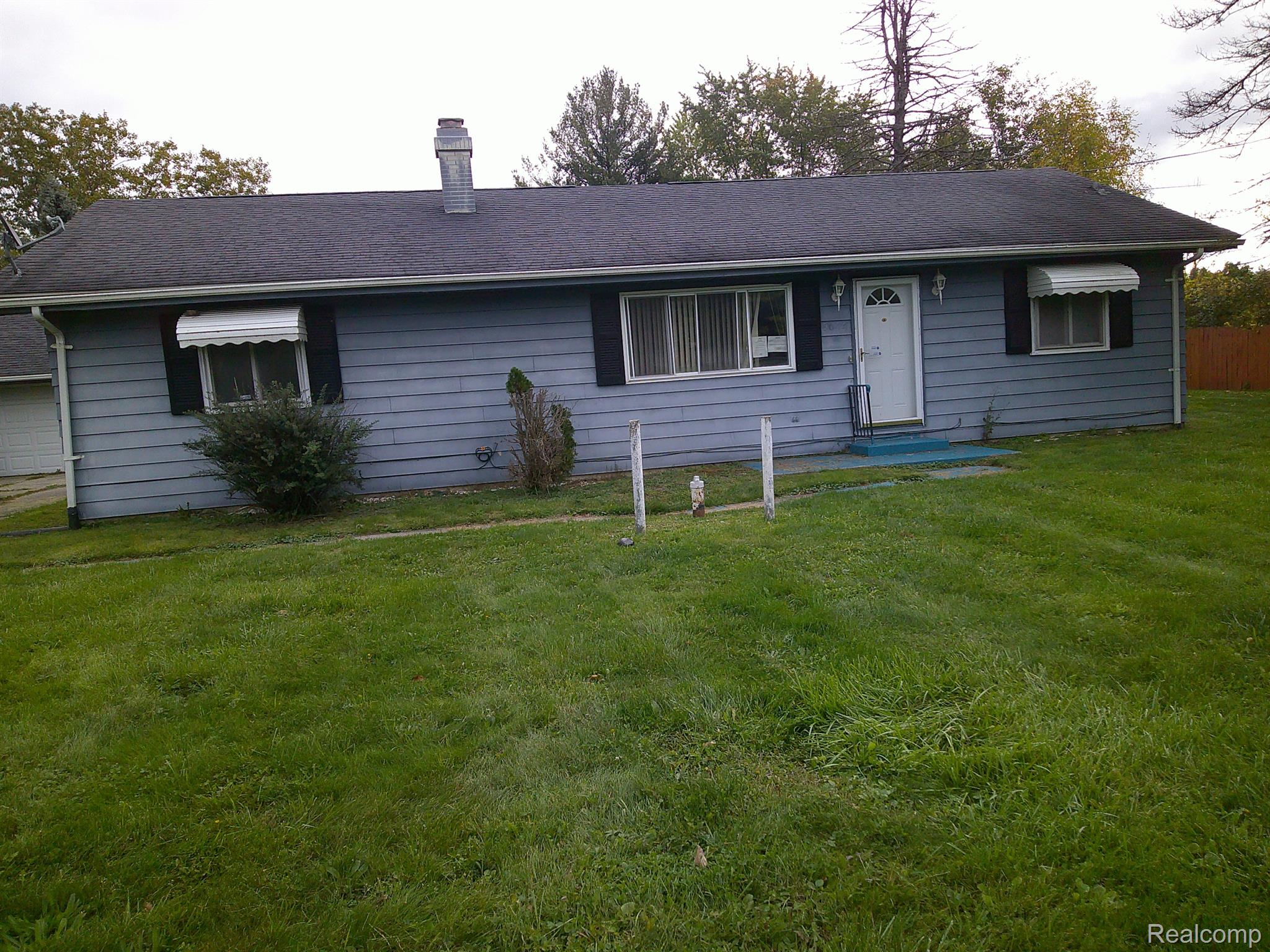 5044 North Linden Road Flint, MI 48504 - Photo 3 of 22 Gallery Image 3