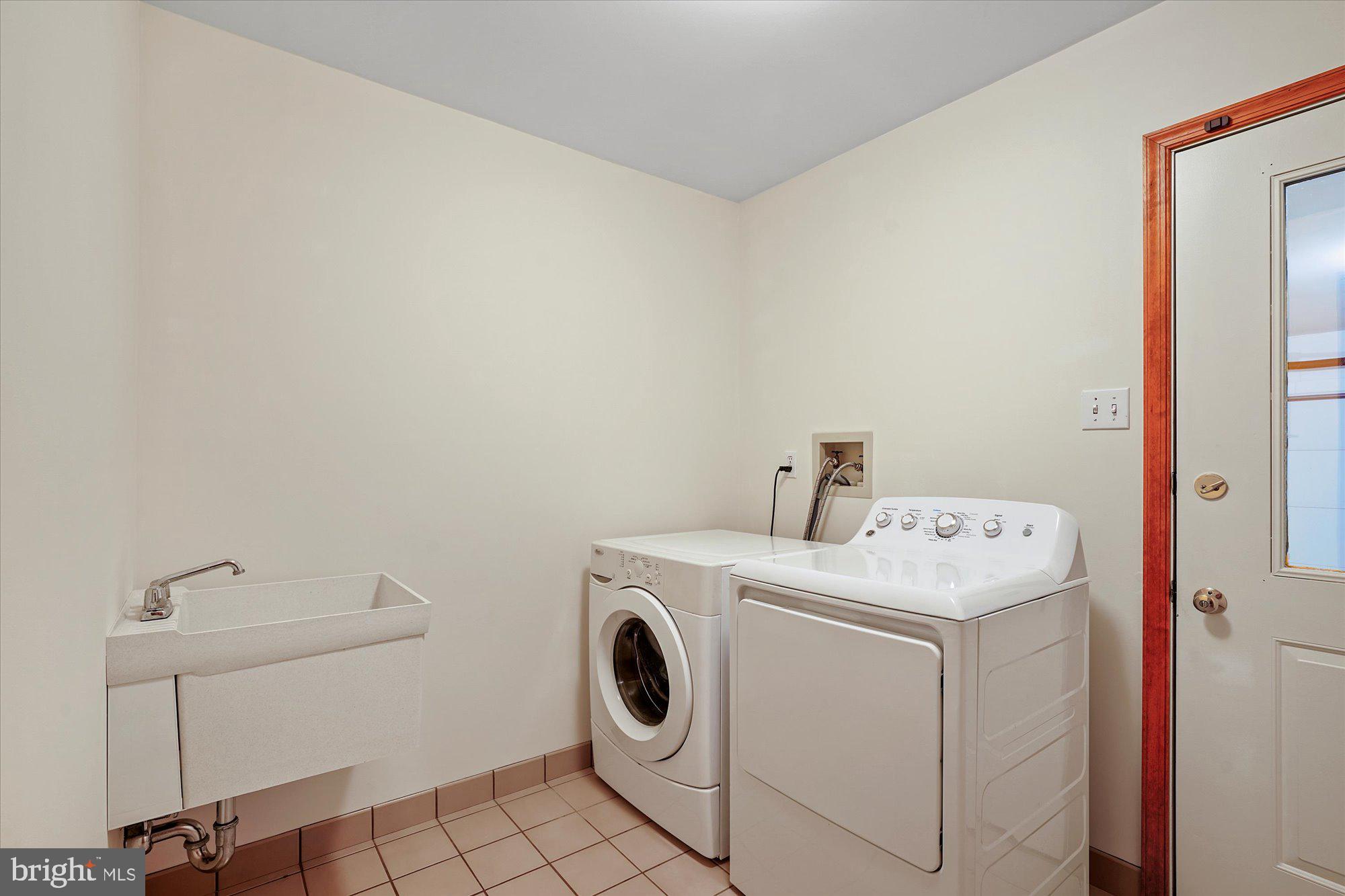 134 Bloody Spring Road Bernville, PA 19506 - Photo 16 of 31 1st Floor Laundry