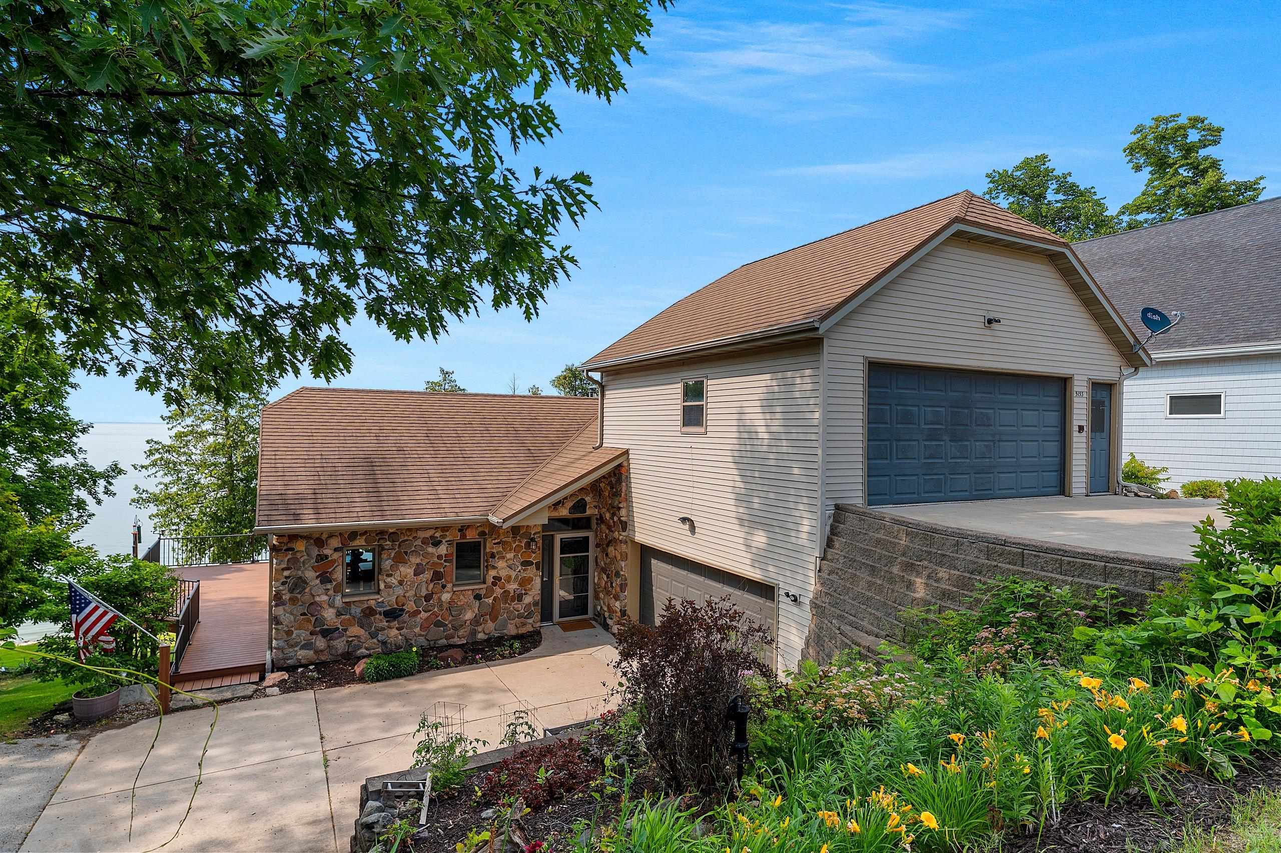 5153 Edgewater Beach Road Green Bay, WI 54311 - Photo 45 of 48