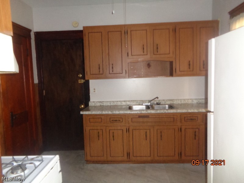 3282 West 94th Street Cleveland, OH 44102 - Photo 18 of 21