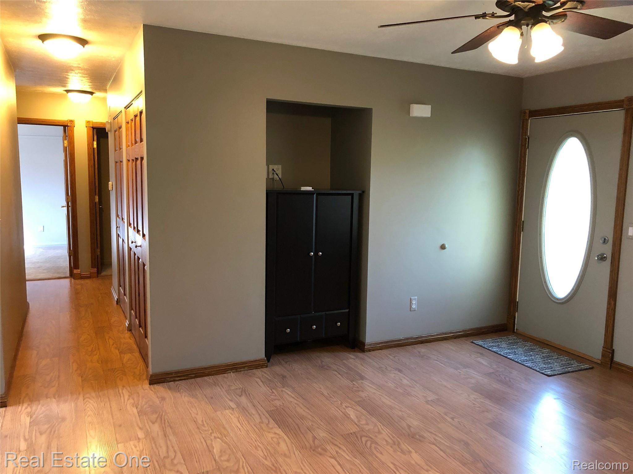 10023 Nimphie Road Fenton, MI 48430 - Photo 10 of 35 IMG-1168.JPG