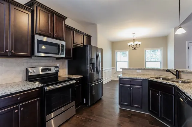 $2,110 | 51 Bridgemill Run, Douglasville, GA 30134