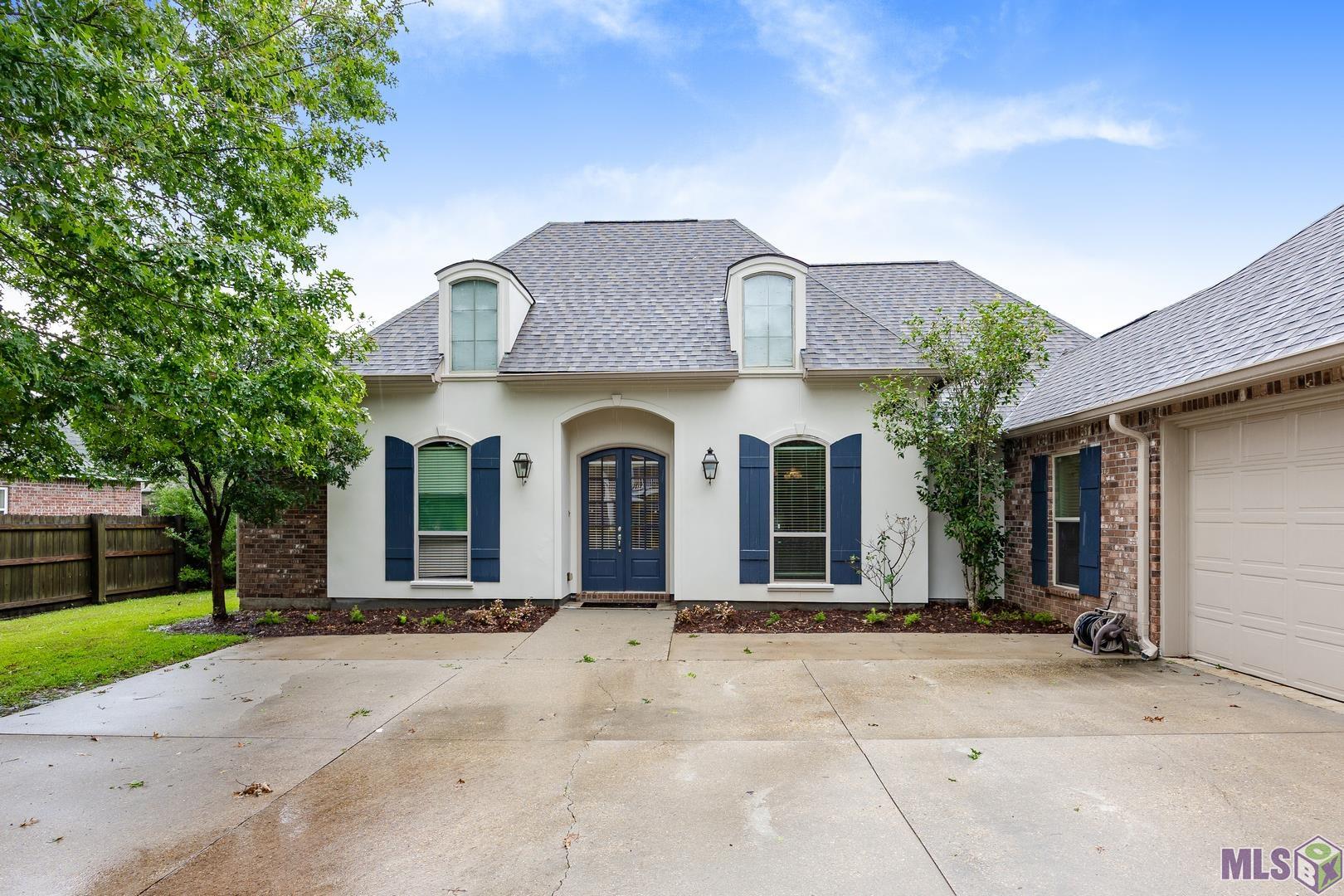 18249 Shadow Creek Avenue Baton Rouge, LA 70816 - Photo 1 of 37