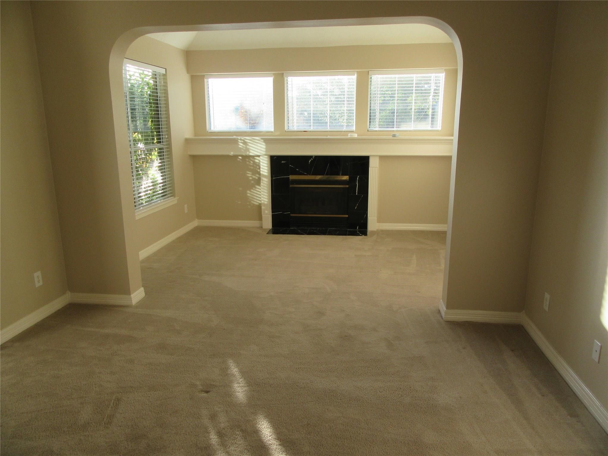 914 Ivory Ridge Lane Houston, TX 77094 - Photo 9 of 50