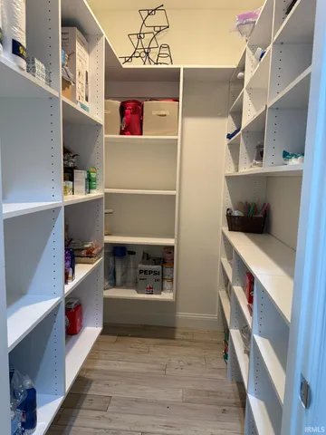 $1,450,000 | 8671 Angel Drive, Newburgh, IN 47630