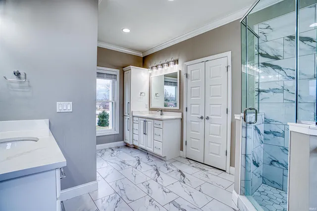 $1,450,000 | 8671 Angel Drive, Newburgh, IN 47630