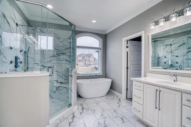 $1,450,000 | 8671 Angel Drive, Newburgh, IN 47630