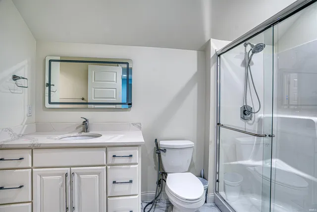 $1,450,000 | 8671 Angel Drive, Newburgh, IN 47630