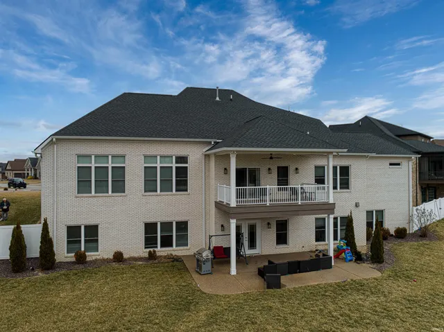 $1,450,000 | 8671 Angel Drive, Newburgh, IN 47630