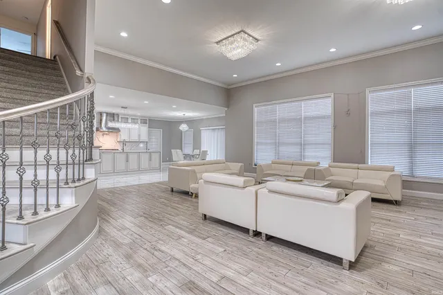 $1,450,000 | 8671 Angel Drive, Newburgh, IN 47630